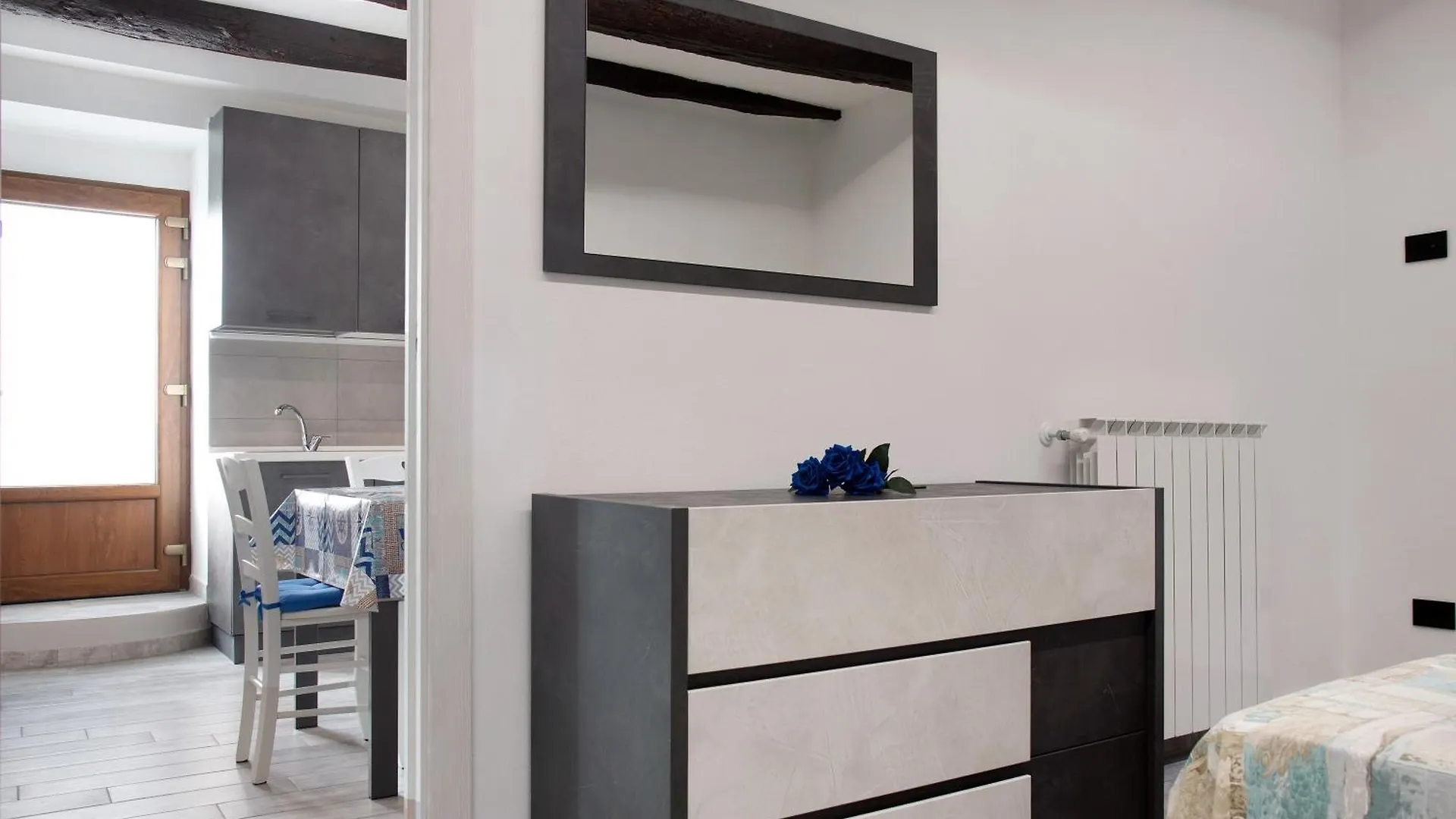 Nido Cicogna Apartment Besano 0*,