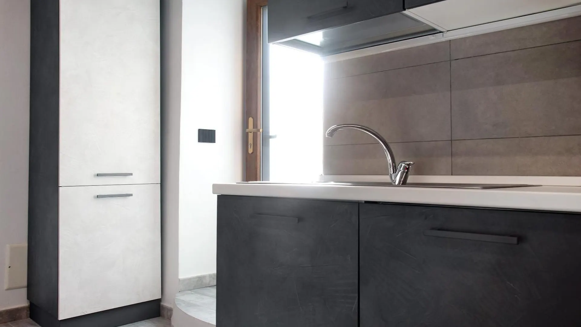 Nido Cicogna Apartment Besano